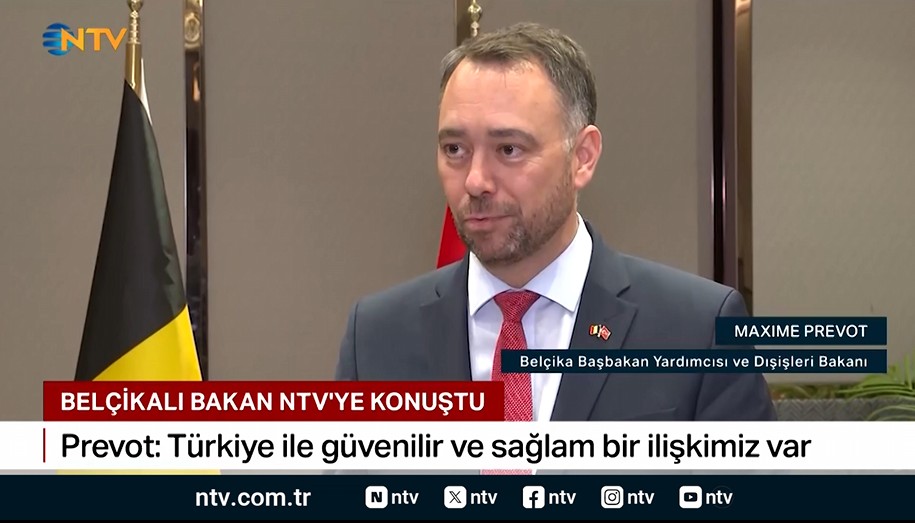 Belçikalı bakandan Türkiye’nin savunma sanayine övgü: “Bizi çok etkiledi”