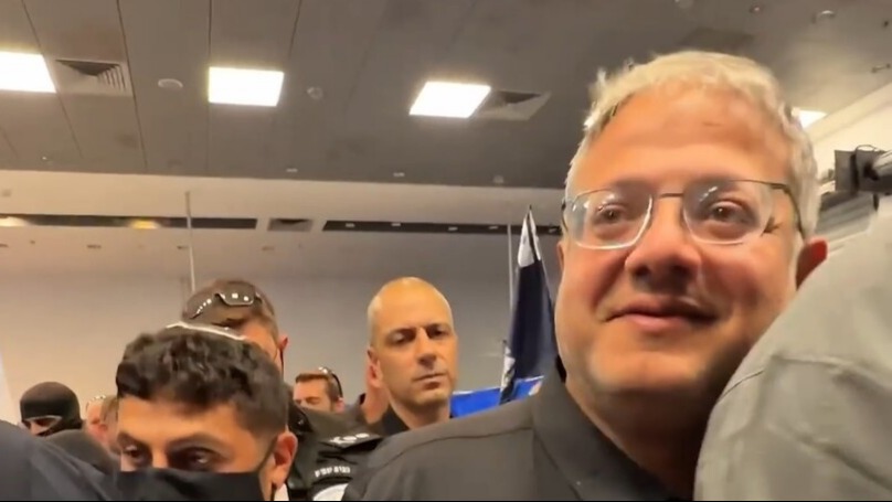 İsrailli Bakan'dan Sumud Filosu aktivistlerine taciz. Kötü muameleye tepkiler çığ gibi