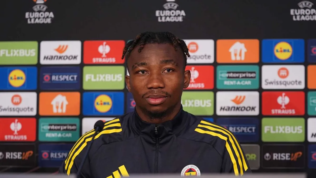 Fenerbahçe'de Dorgeles Nene ameliyat edildi!
