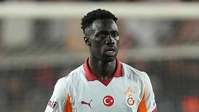 Galatasaray'da Davinson Sanchez kararı! Cazip teklife onay çıktı