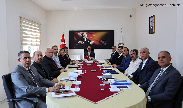 Vali Taşolar Başkanlığında İl Özel İdaresi Toplantısı Yapıldı