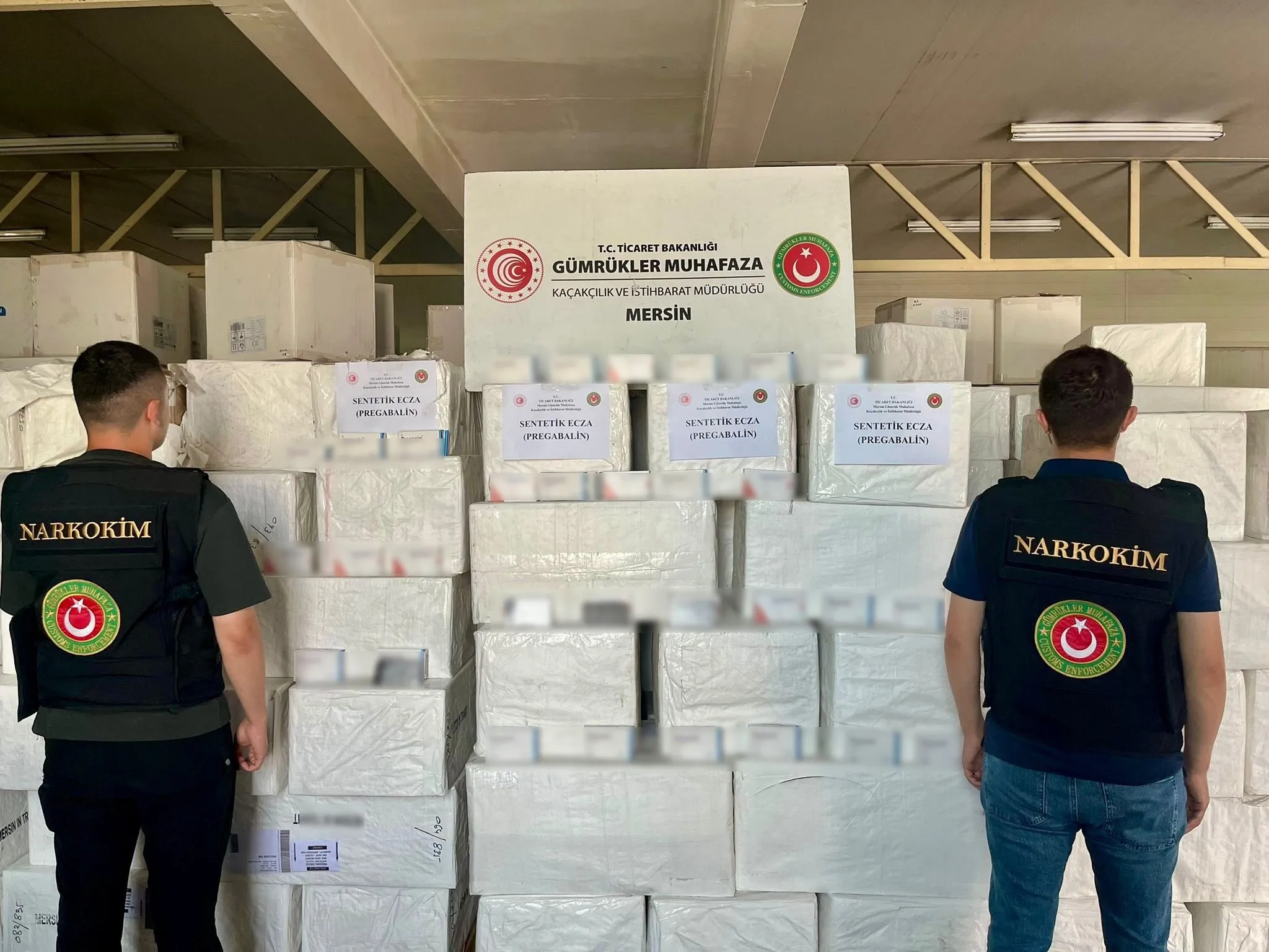 Gümrükler Muhafaza ekipleri uyuşturucu kaçakçılığına geçit vermiyor