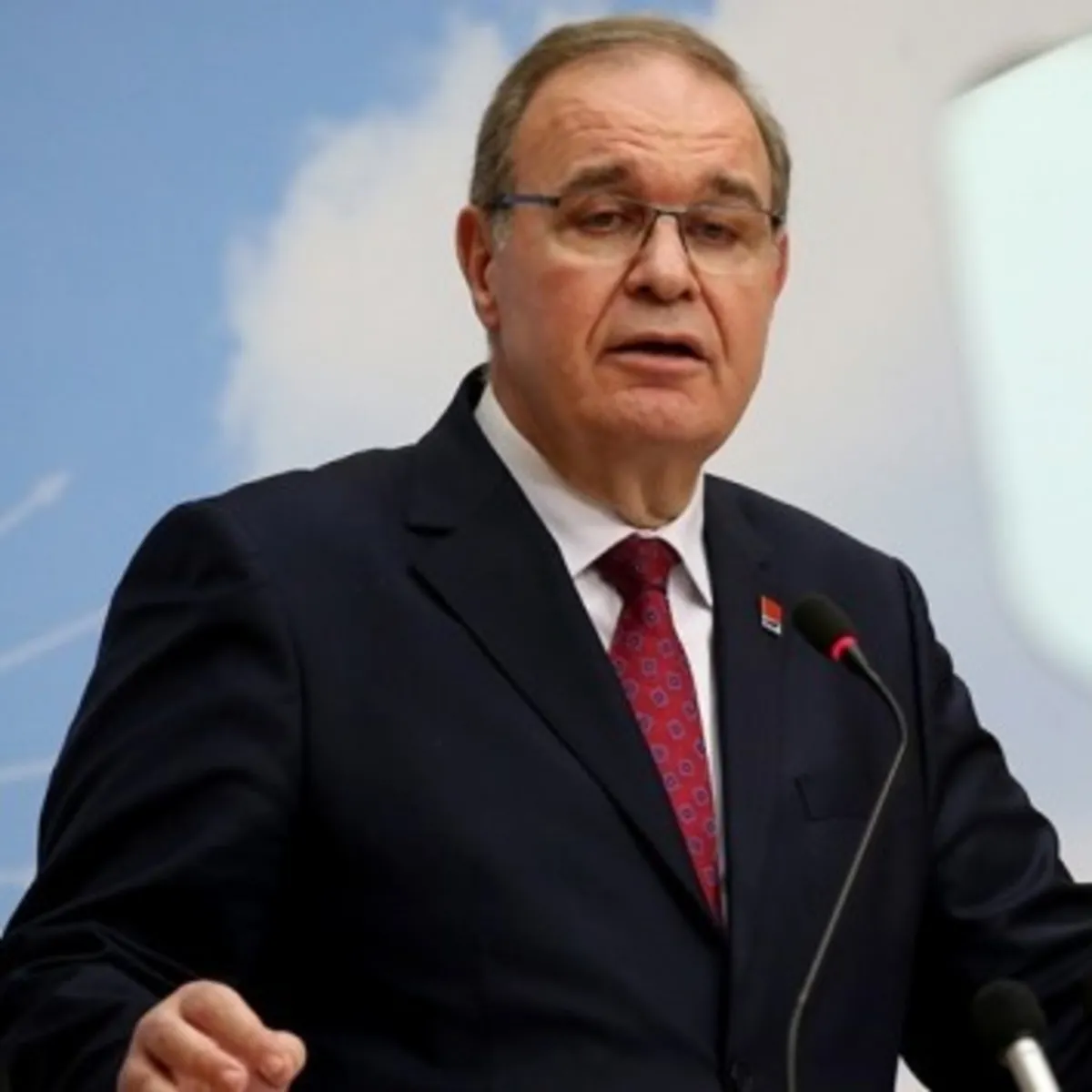 CHP Sözcüsü Sarı'dan Faik Öztrak açıklaması