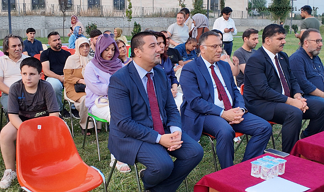 IĞDIR'DA BİLİM TOPLUMLA BULUŞTU: "BİLİM KAFE"DE YAPAY ZEKÂ VE İNSAN GELECEĞİ TARTIŞILDı