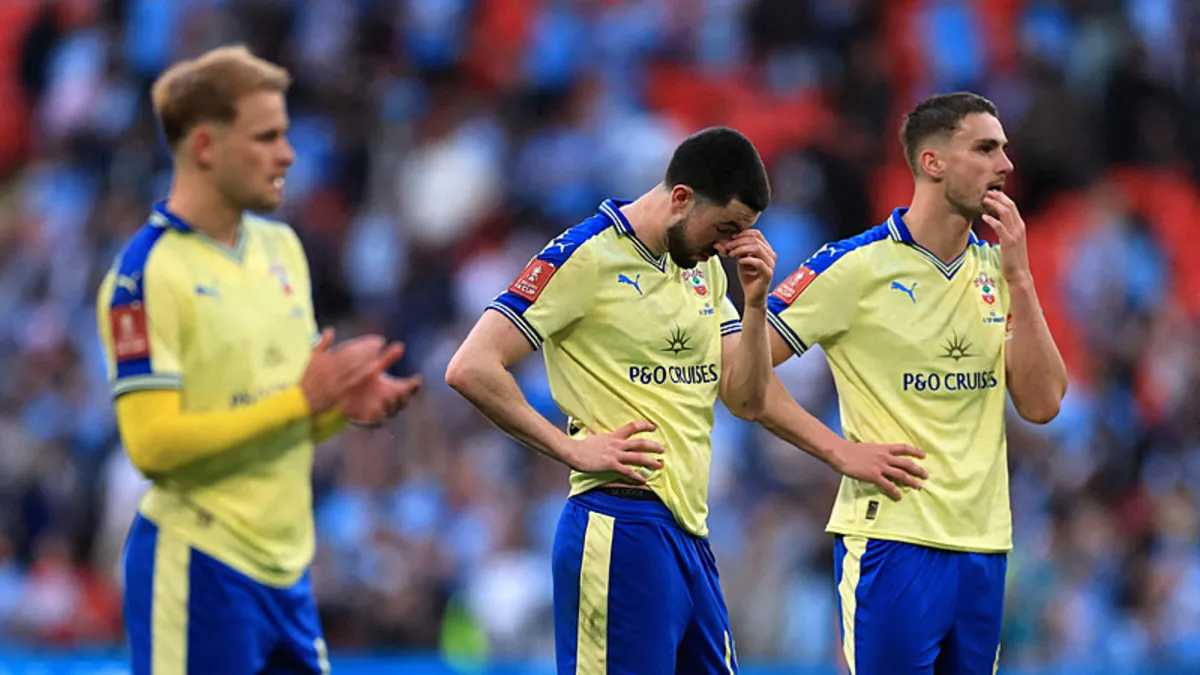 Southampton'ın başı dertte! Üç takımın antranmanını daha gizlice izlemişler...