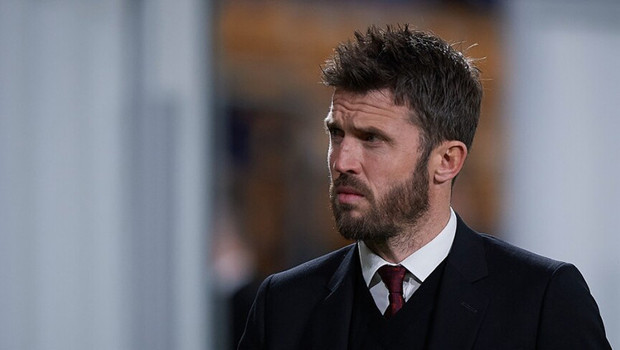 Manchester United Michael Carrick ile sözleşme imzaladı!