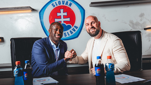 Yaya Toure, Slovan Bratislava'nın yeni teknik direktörü oldu