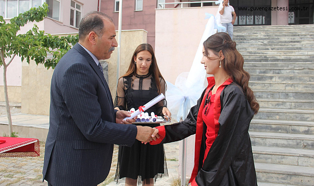 Şehit Fatih Kara Spor Lisesi'nde Mezuniyet Töreni Gerçekleştirildi